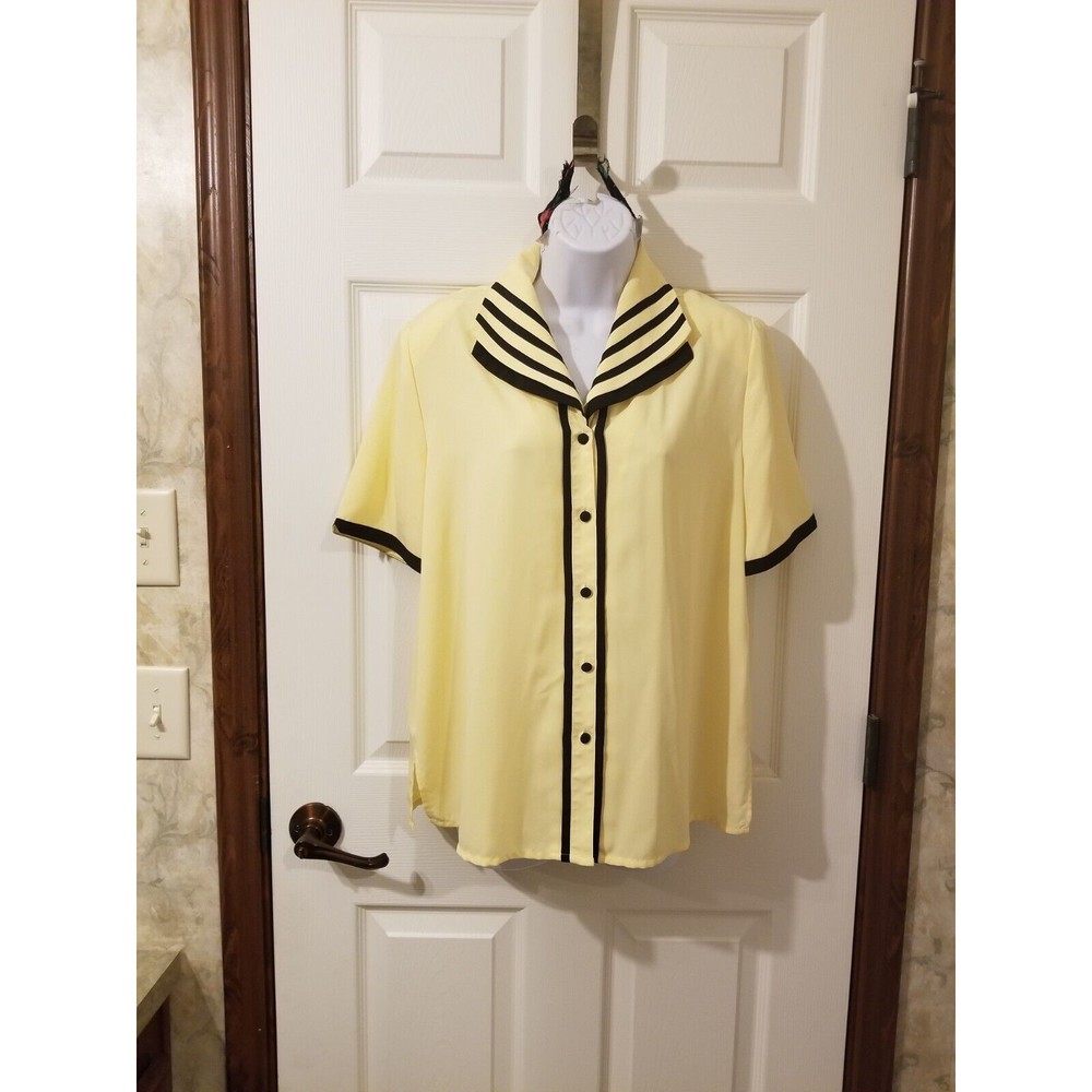 Size 12, Kathy Che vintage yellow with black trim short sleeve button down shirt